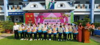 Hoạt động “Trao quà Tết” cho học sinh có hoàn cảnh khó khăn của trường THCS Chánh Phú Hòa Năm học 2022 – 2023